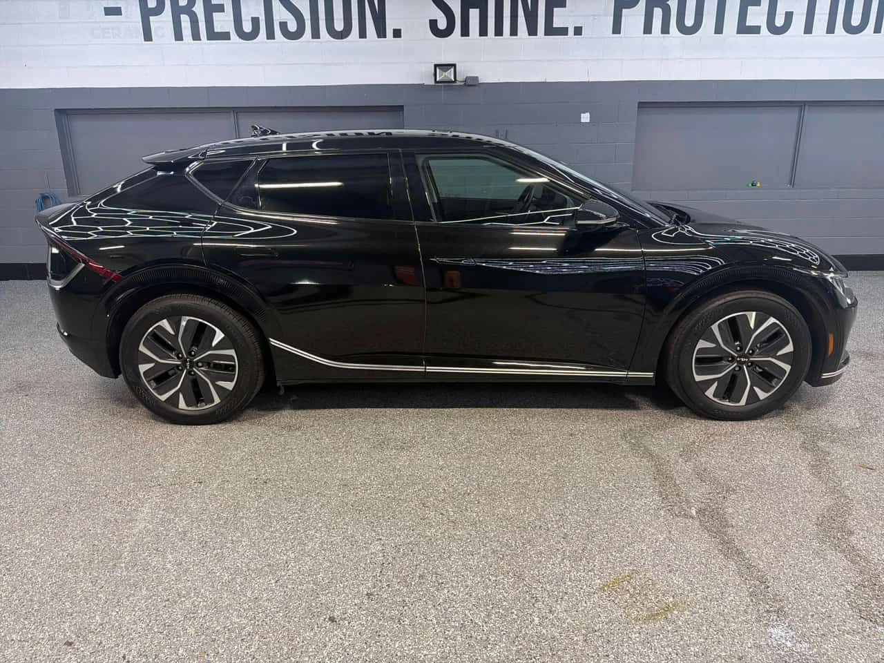 Kia EV6  Long Range / DISTRONIC / CAMERA / CARFAX / | Mobile.bg � ����������� 3