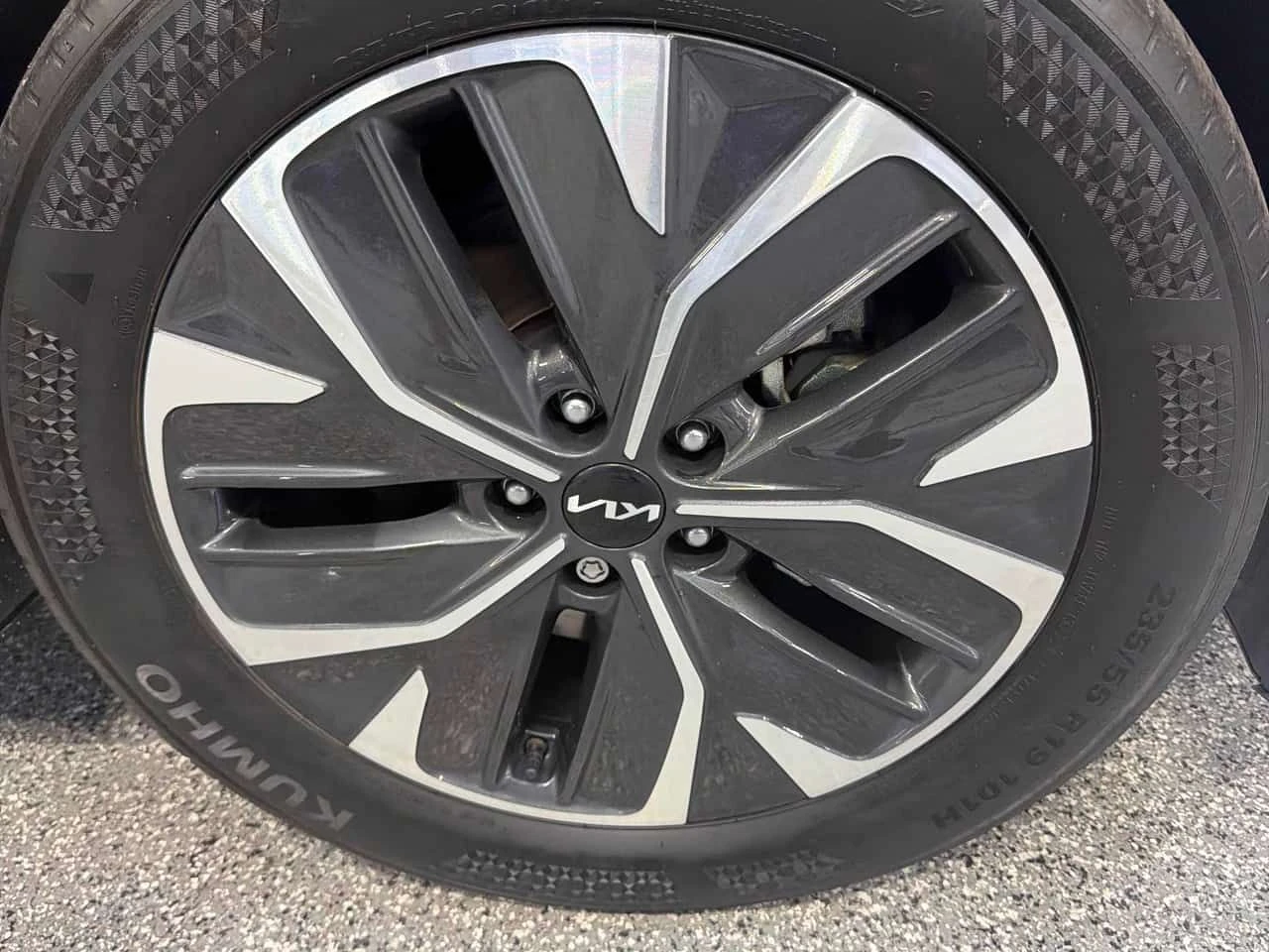 Kia EV6  Long Range / DISTRONIC / CAMERA / CARFAX / | Mobile.bg � ����������� 7