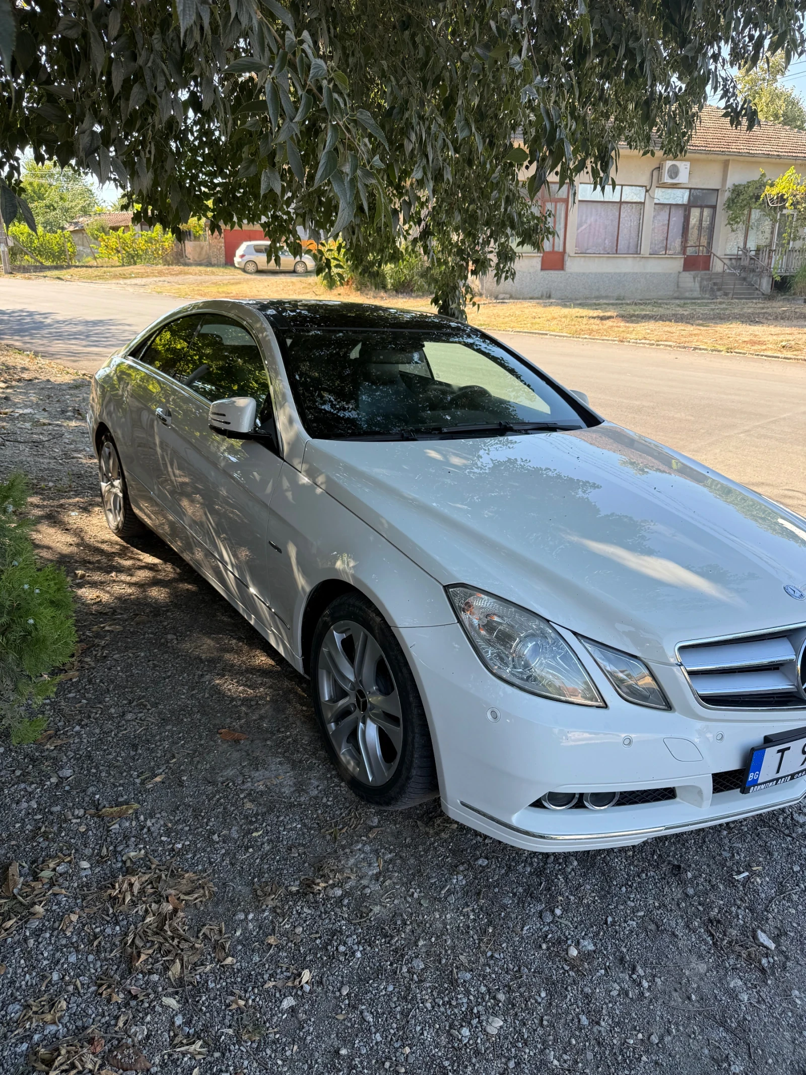 Mercedes-Benz E 350, снимка 3 - Автомобили и джипове - 55740759