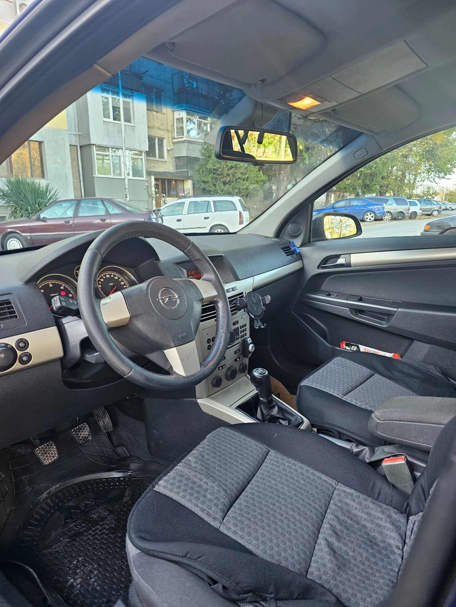 Opel Astra H, снимка 12 - Автомобили и джипове - 55925485