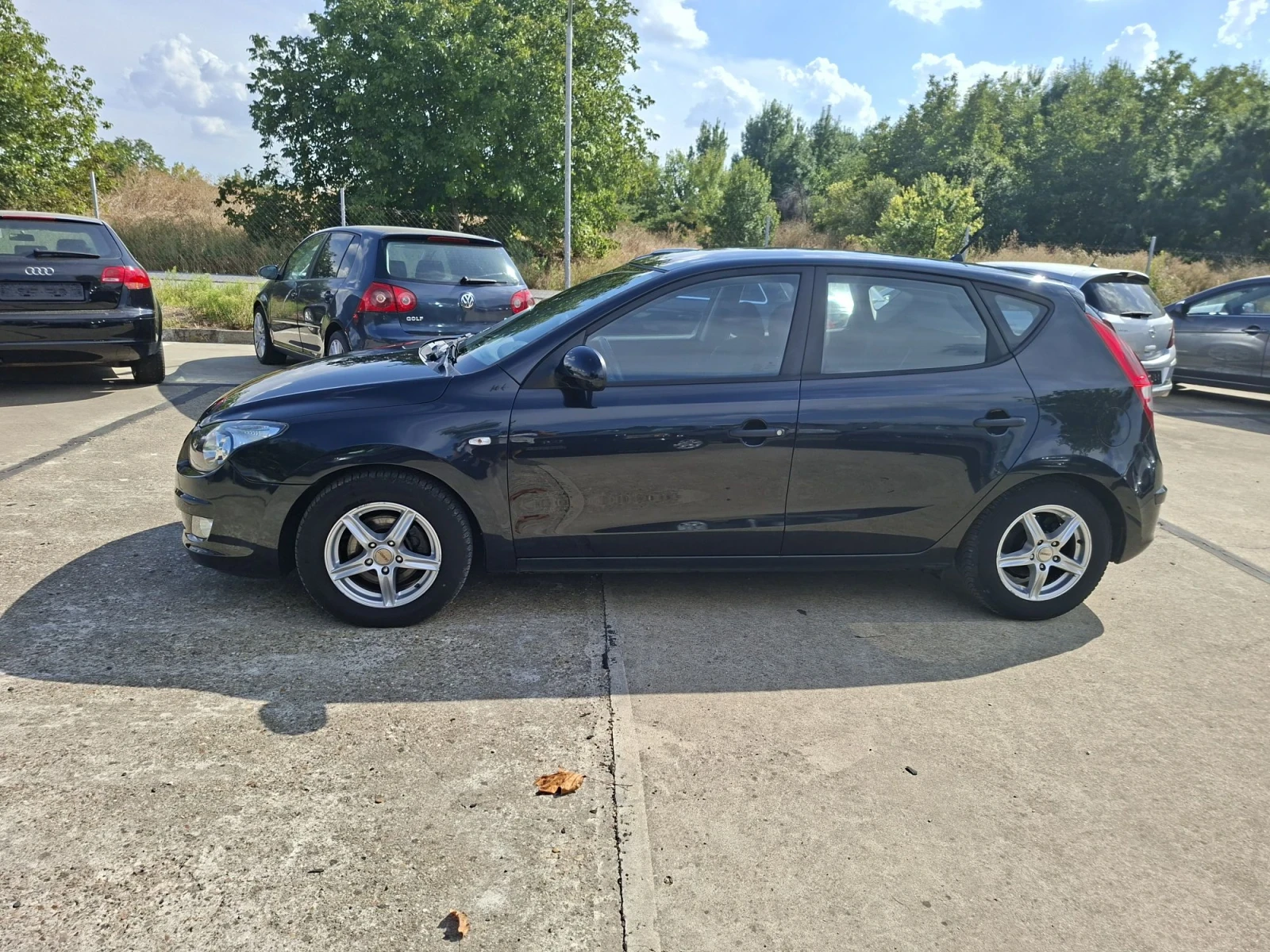 Hyundai I30 1.6CRDi 6 ск., снимка 3 - Автомобили и джипове - 55942359