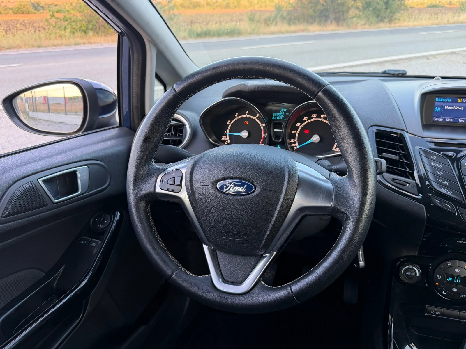 Ford Fiesta 1.0i TITANIUM LANE ASSIST SERVICE BOOK E6 TUV COC | Mobile.bg � ����������� 13