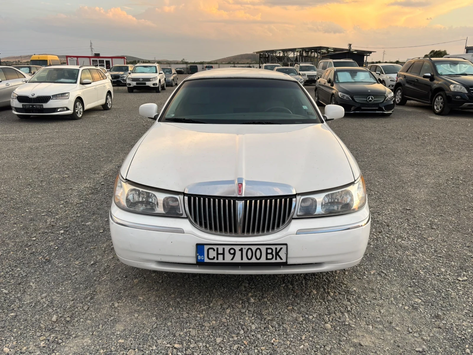 Lincoln Town car ЛИМУЗИНА* 7+ 1* 4.6L* 210к.с., снимка 2 - Автомобили и джипове - 55993985