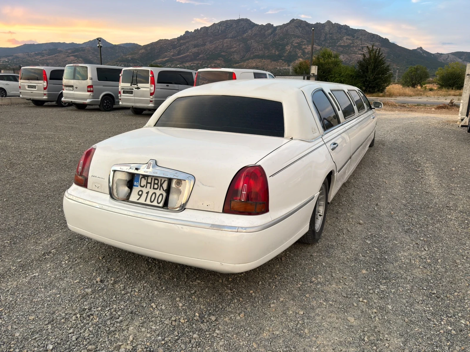 Lincoln Town car ЛИМУЗИНА* 7+ 1* 4.6L* 210к.с., снимка 4 - Автомобили и джипове - 55993985
