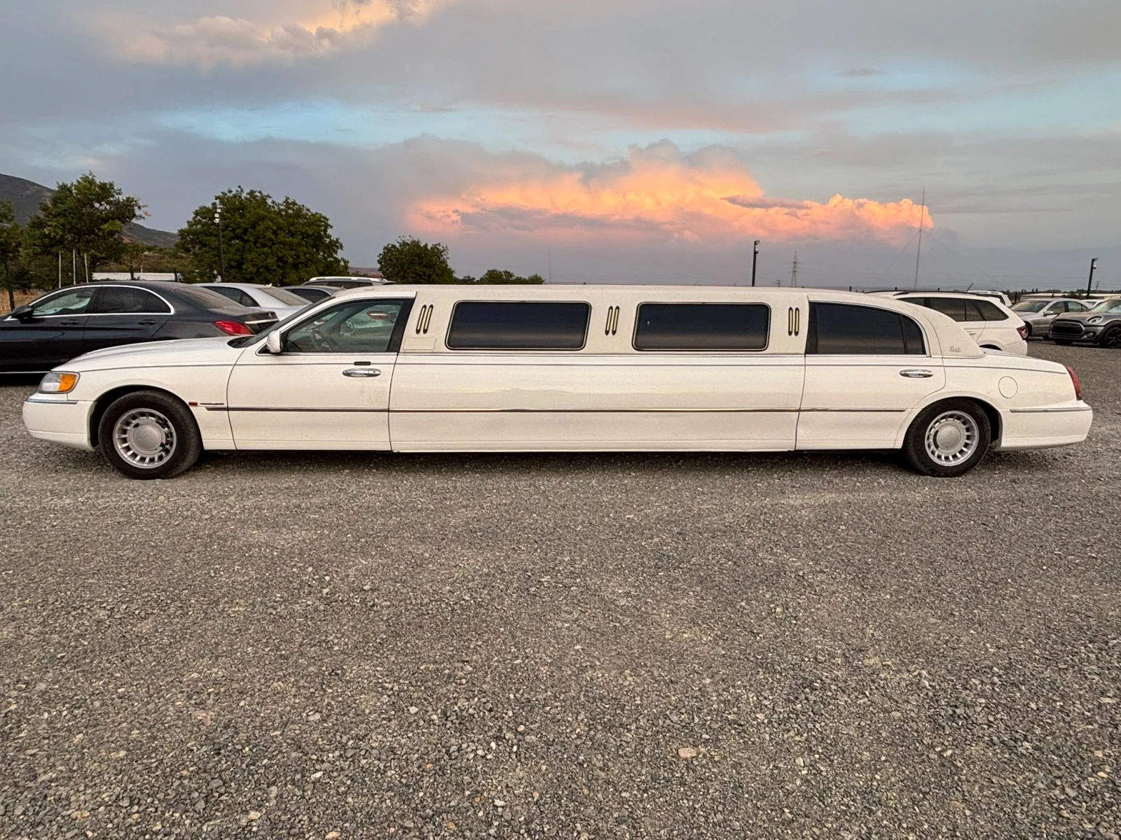 Lincoln Town car ЛИМУЗИНА* 7+ 1* 4.6L* 210к.с., снимка 6 - Автомобили и джипове - 55993985