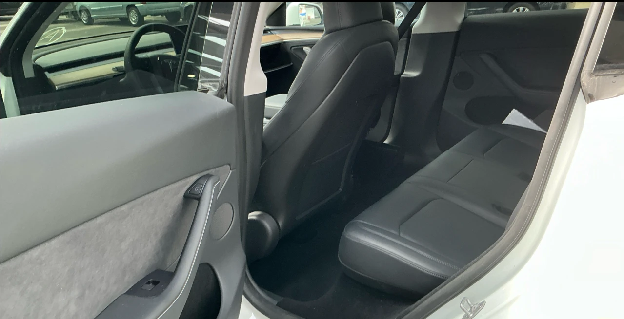 Tesla Model Y Long Range AWD, снимка 9 - Автомобили и джипове - 56126712