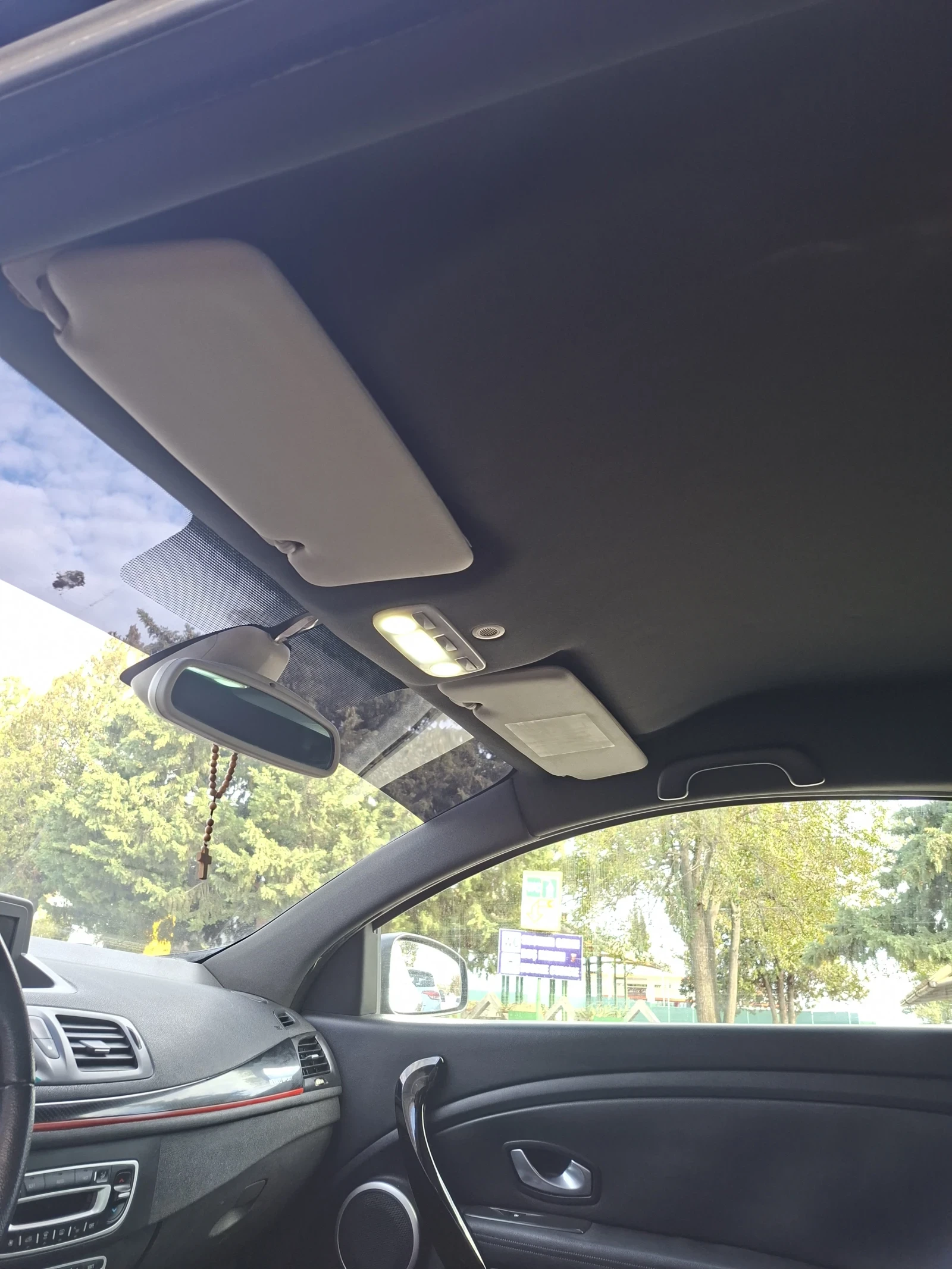 Renault Megane, снимка 7 - Автомобили и джипове - 56681601