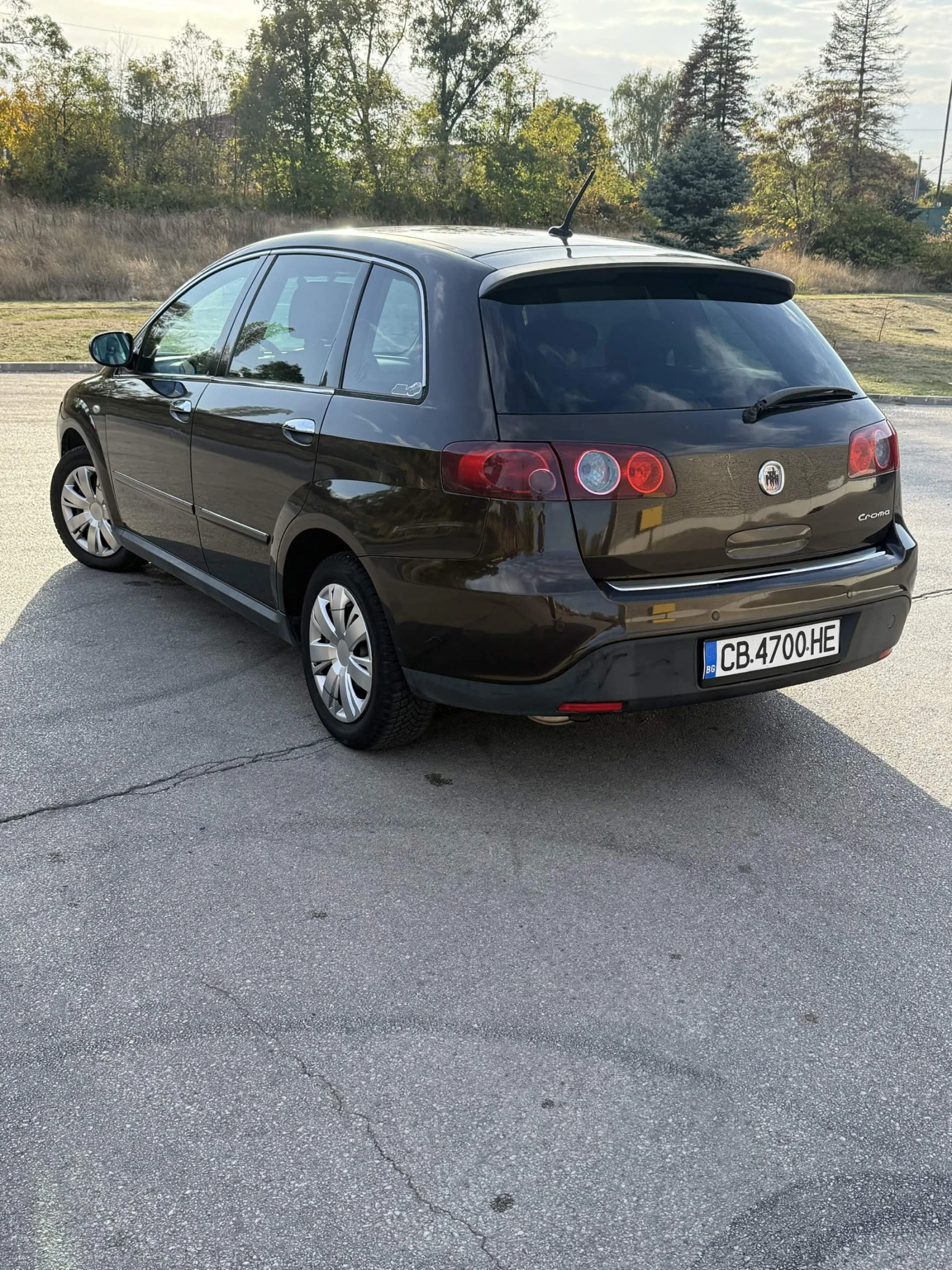 Fiat Croma 2.2 16V, снимка 3 - Автомобили и джипове - 56709704