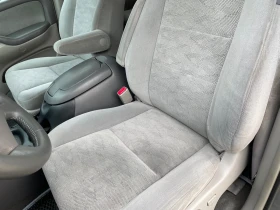 Toyota Sequoia - 12500 € / 24447.88 лв. - 19865591 10