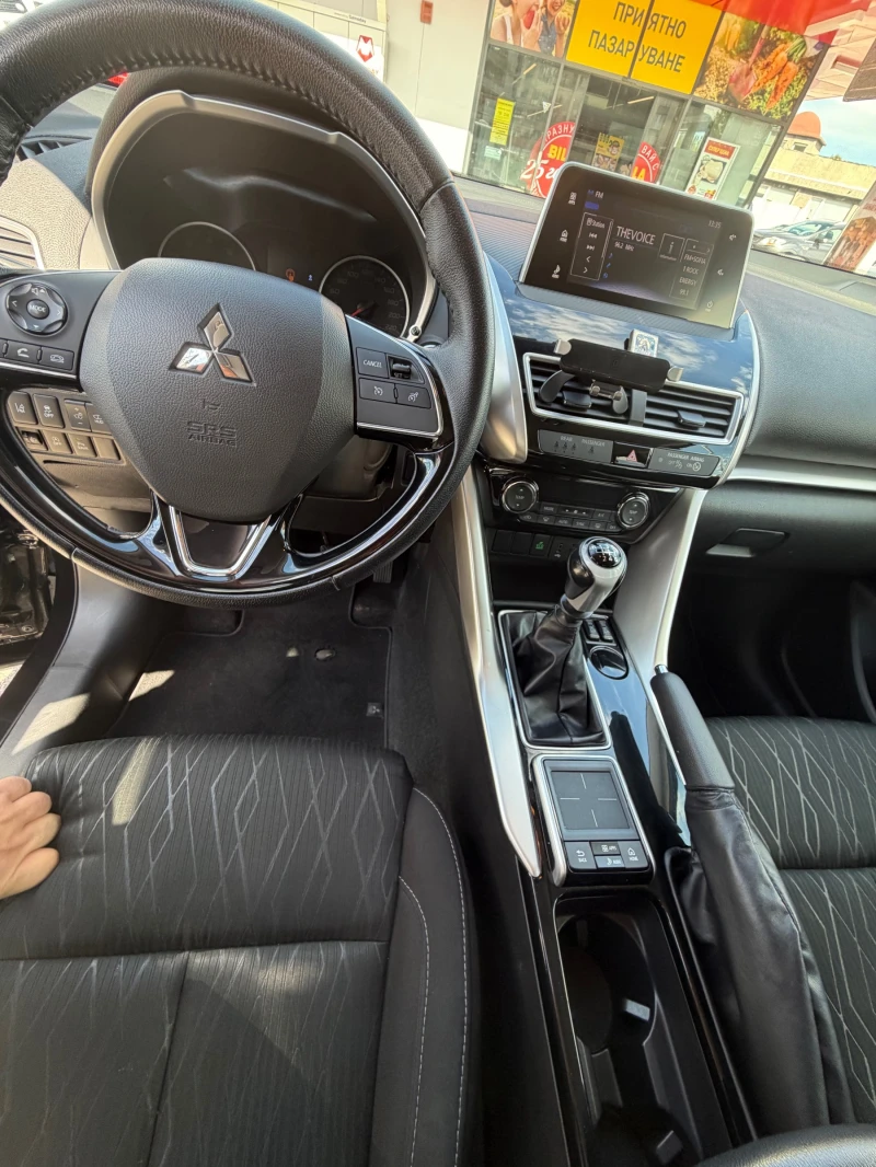 Mitsubishi Eclipse Cross 1.5 T MIVEC 163 Hp, снимка 7 - Автомобили и джипове - 51954593