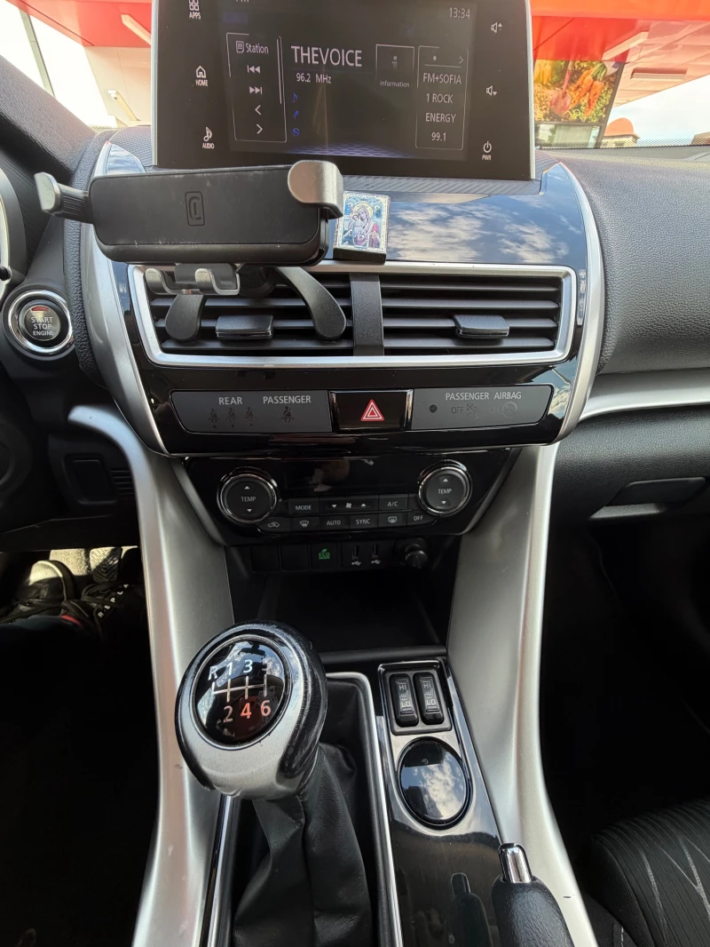 Mitsubishi Eclipse Cross 1.5 T MIVEC 163 Hp, снимка 9 - Автомобили и джипове - 51954593