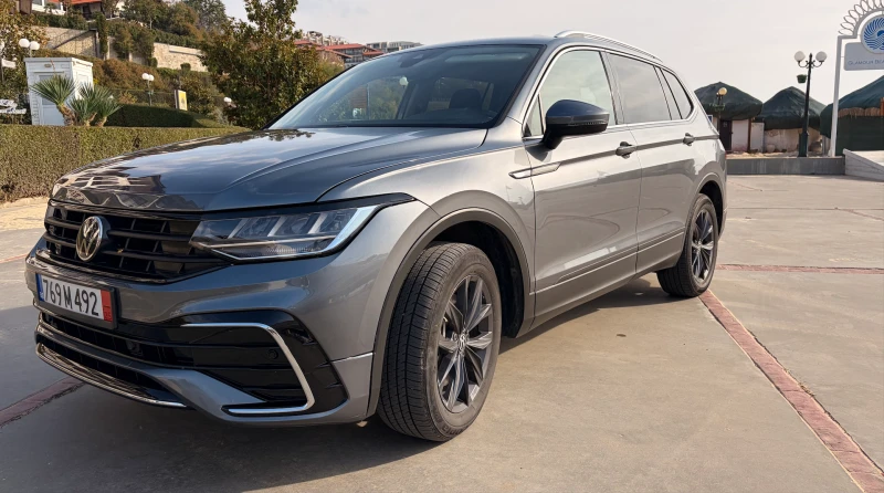VW Tiguan Allspace R-Line