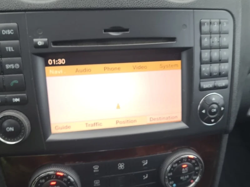 Mercedes-Benz ML 350 * CARFAX * БЕЗ ПЪРВОНАЧАЛНА ВНОСКА, снимка 10 - Автомобили и джипове - 53179376