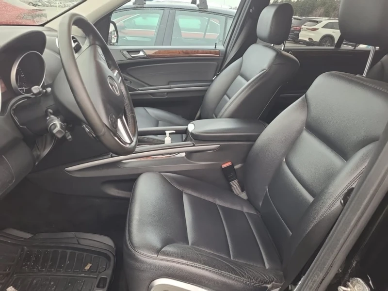 Mercedes-Benz ML 350 * CARFAX * БЕЗ ПЪРВОНАЧАЛНА ВНОСКА, снимка 5 - Автомобили и джипове - 53179376