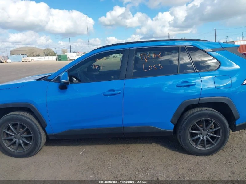 Toyota Rav4 2.5L I-4 DI, DOHC, VVT, 203HP Front Wheel Drive, снимка 6 - Автомобили и джипове - 53284841