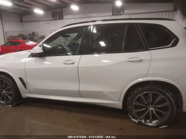 BMW X5 XDRIVE40I, Минимална щета, снимка 6 - Автомобили и джипове - 48813765