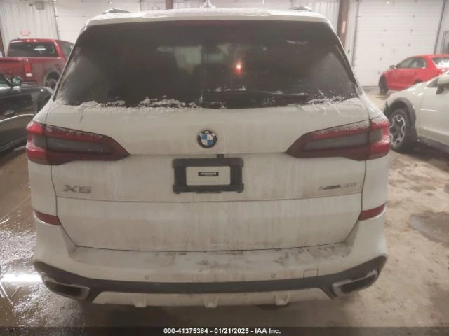 BMW X5 XDRIVE40I, Минимална щета, снимка 8 - Автомобили и джипове - 48813765