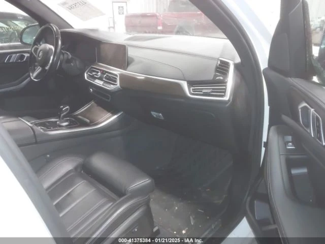 BMW X5 XDRIVE40I, Минимална щета, снимка 10 - Автомобили и джипове - 48813765