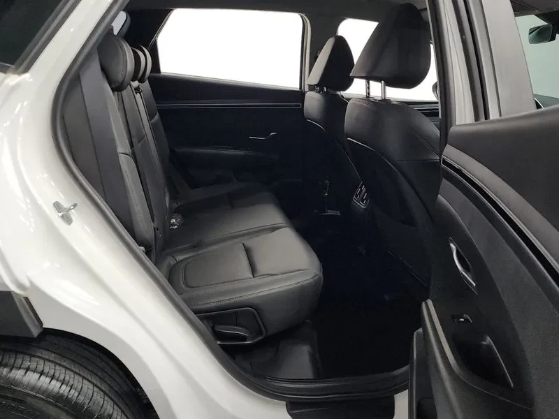 Hyundai Tucson 1.6 4WD - ���� 30% ����� | Mobile.bg � ����������� 12