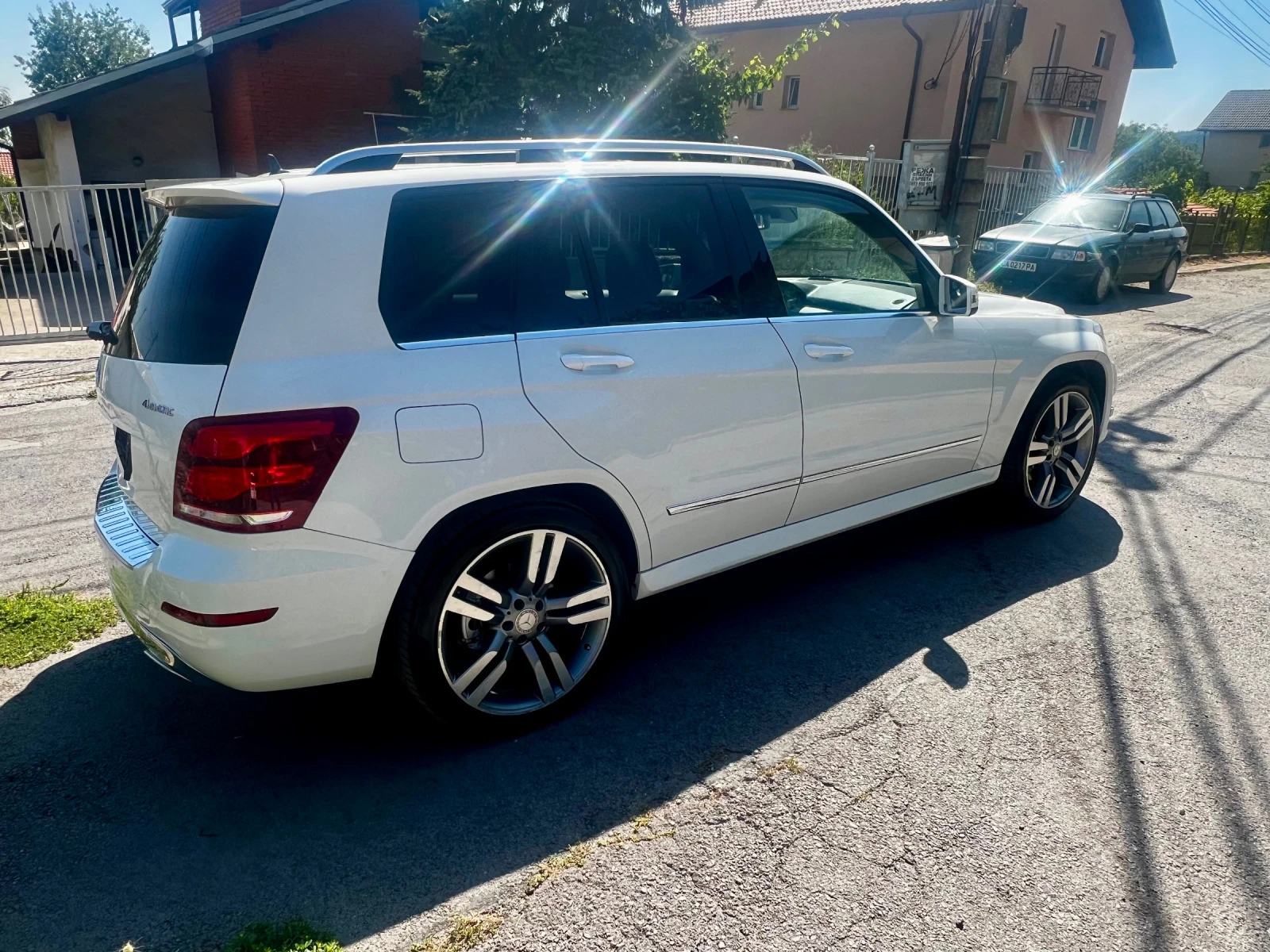 Mercedes-Benz GLK Sport, Full LED, автомат, 4х4, като НОВ - изображение 6