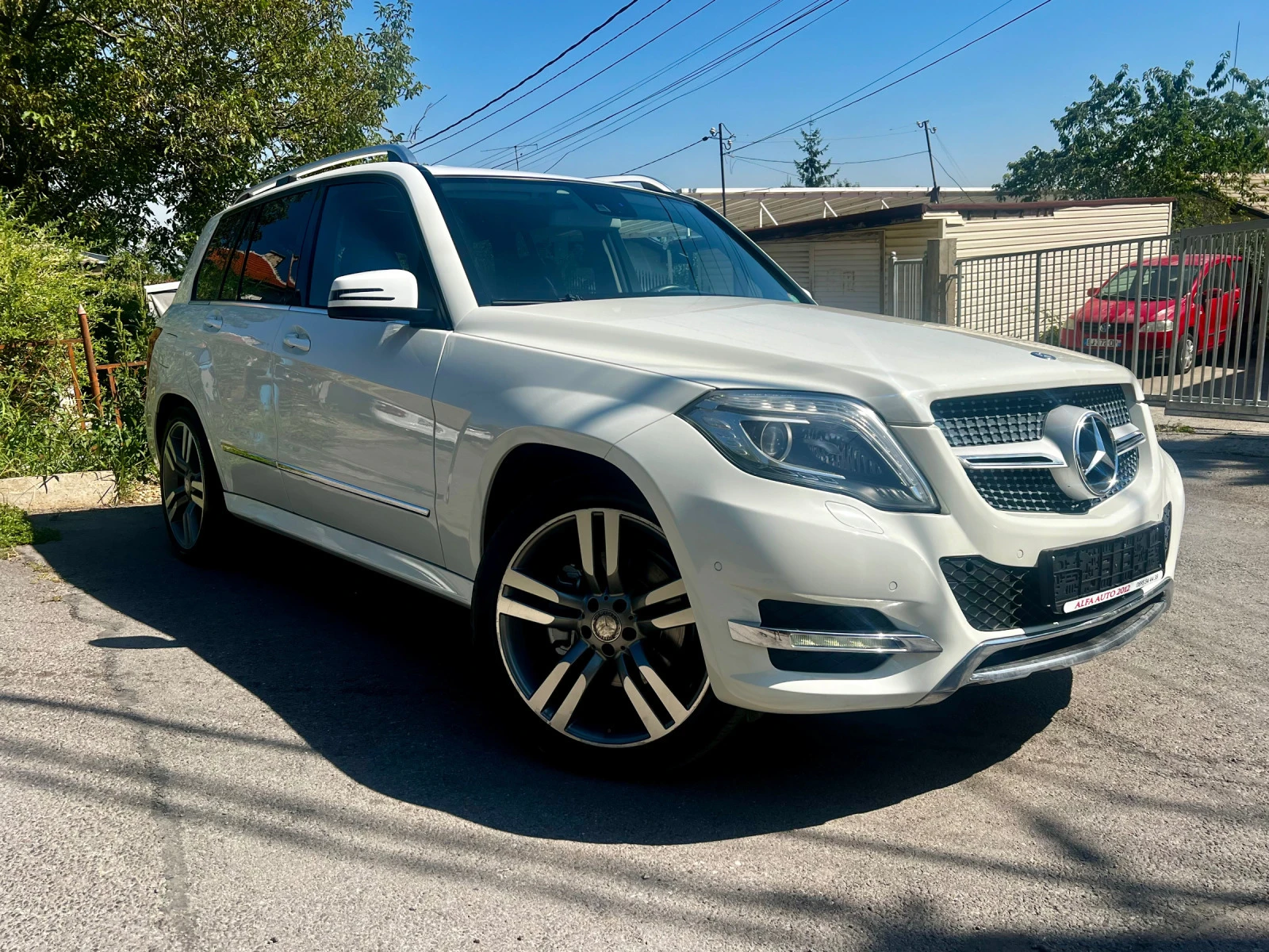 Mercedes-Benz GLK Sport, Full LED, автомат, 4х4, като НОВ - изображение 8