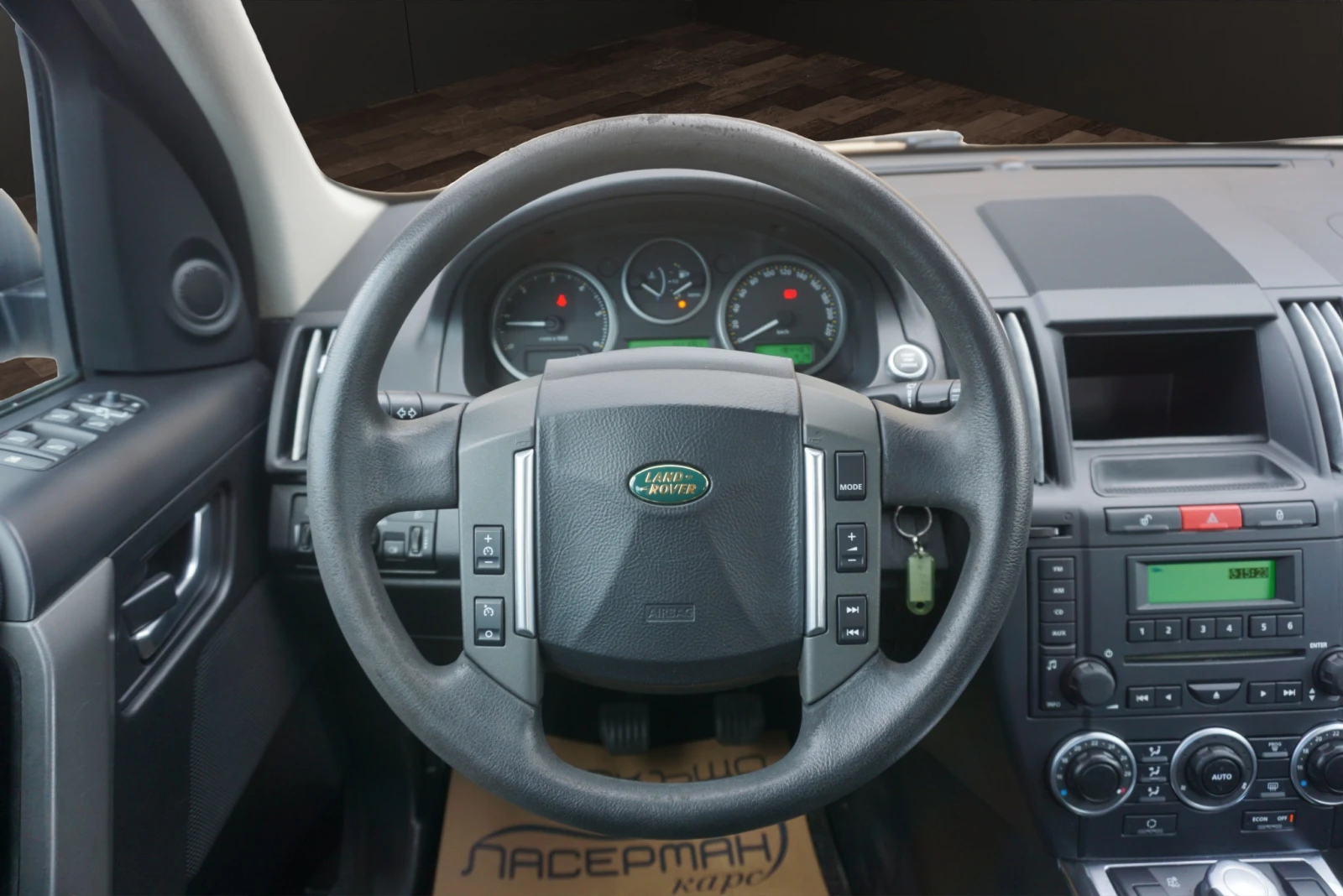 Land Rover Freelander 2.2TD4 , снимка 9 - Автомобили и джипове - 50009487