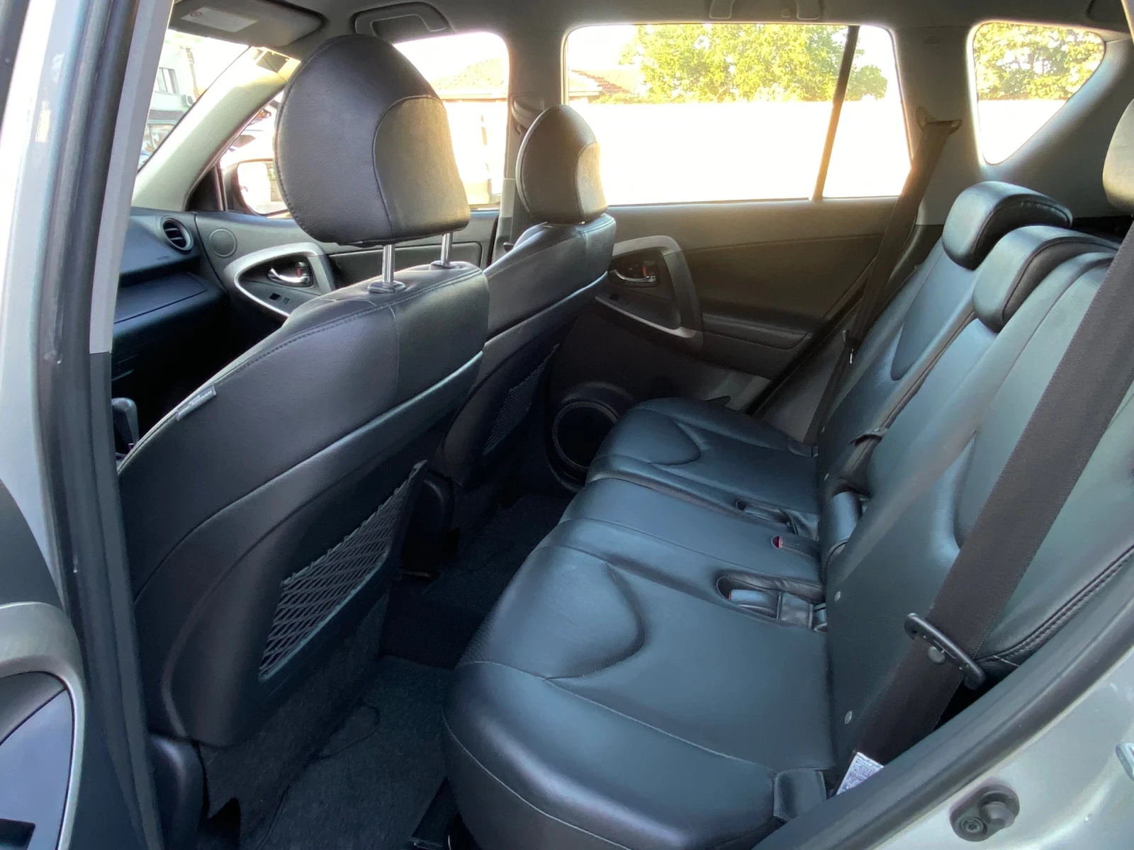 Toyota Rav4  - изображение 6
