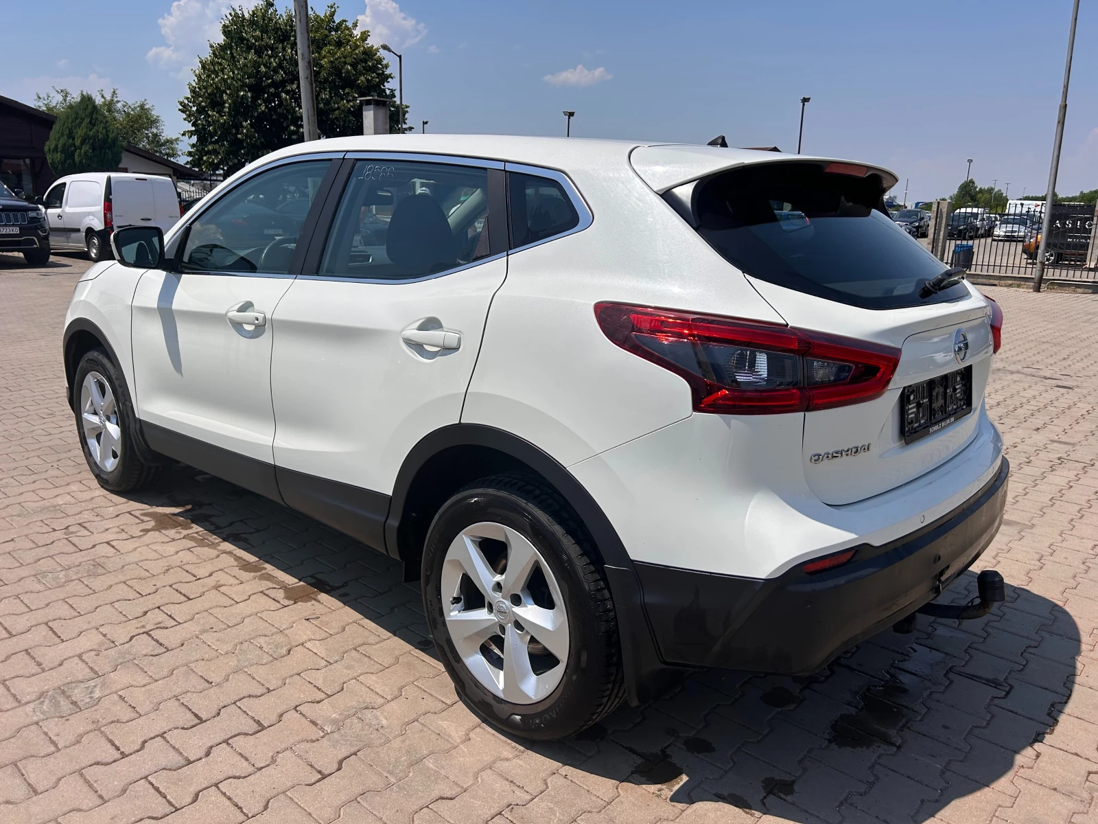 Nissan Qashqai 1.5DCI EURO 6 - изображение 8