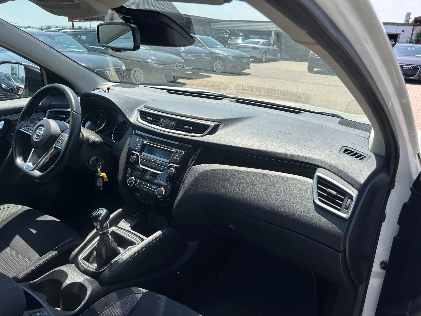 Nissan Qashqai 1.5DCI EURO 6 - изображение 10
