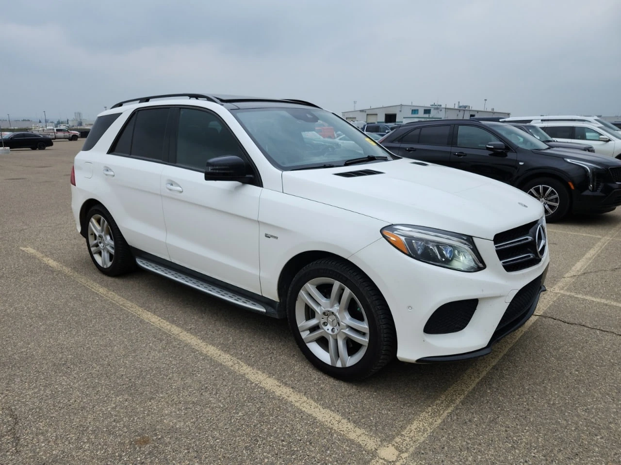 Mercedes-Benz GLE 43 AMG AMG GLE 43 4MATIC SUV Carfax Автокредит - изображение 2