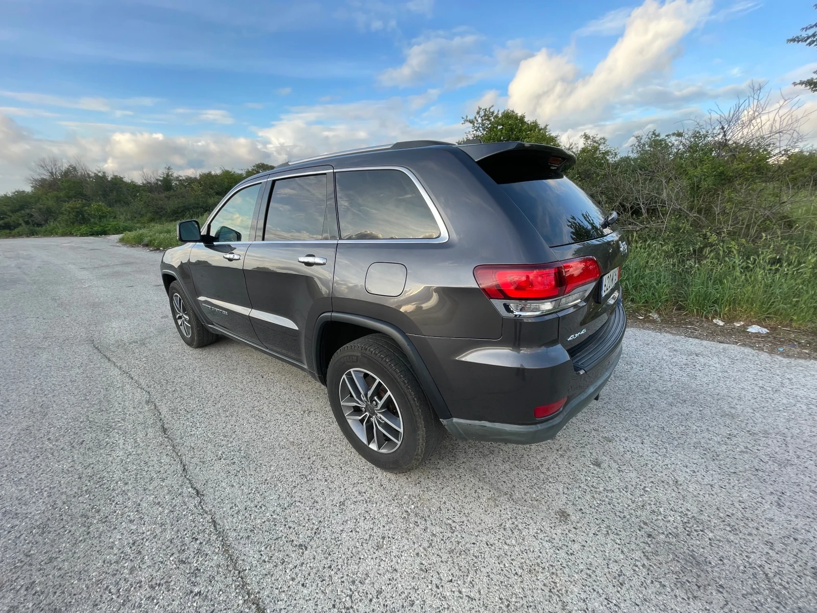 Jeep Grand cherokee  - изображение 8