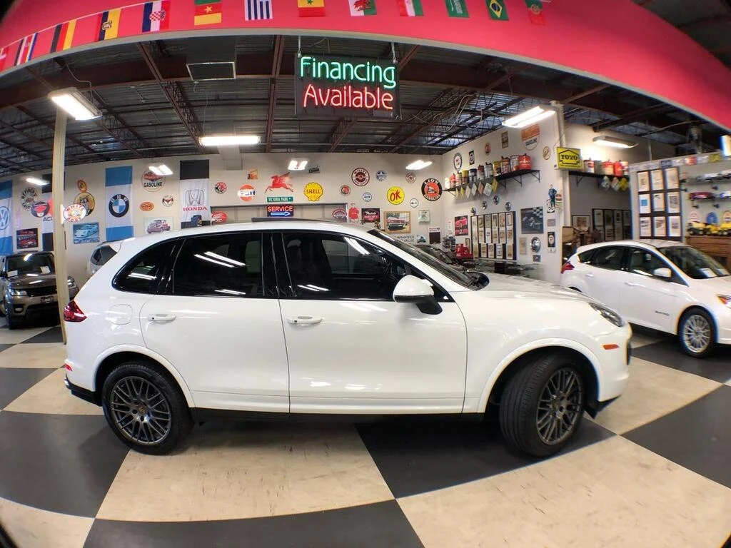 Porsche Cayenne * PLATINUM /LEATHER/PAN/ROOF/NAVI/B/SPOT CAMERA - изображение 7