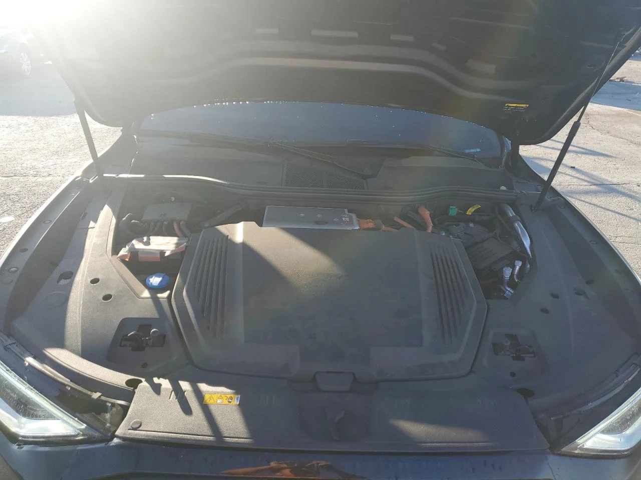 Audi Q8 E-TRON* SPORTBACK* PREMIUM PLUS* BANG&OLUFSEN*  | Mobile.bg � ����������� 12