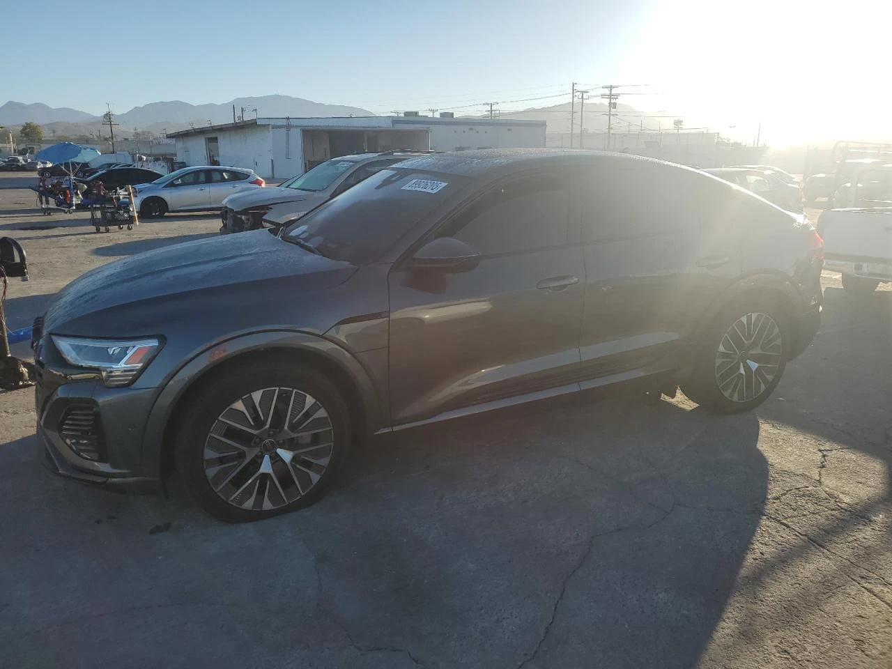 Audi Q8 E-TRON* SPORTBACK* PREMIUM PLUS* BANG&OLUFSEN*  | Mobile.bg � ����������� 1