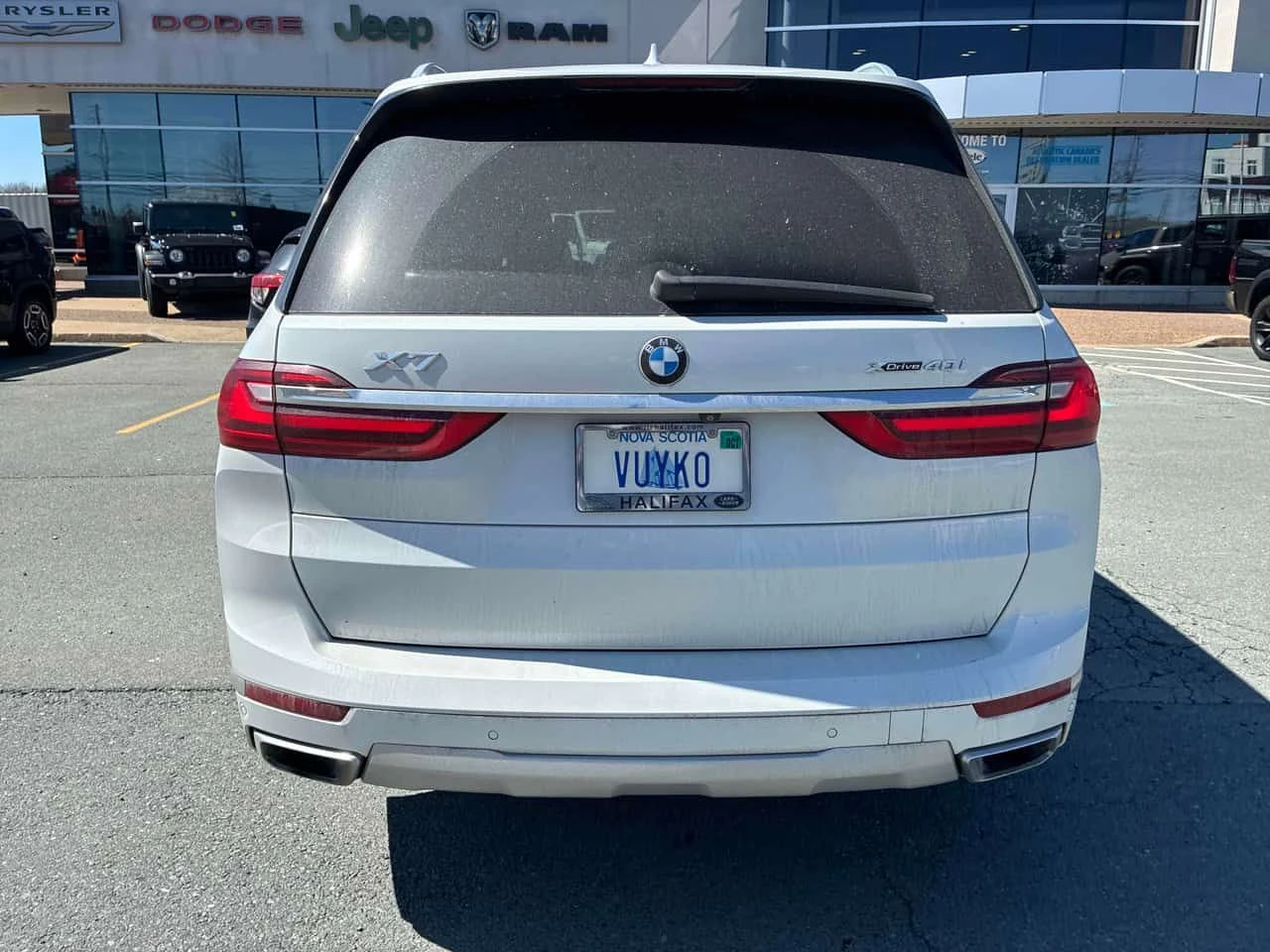 BMW X7 * xDrive40i * 360 * ПАНО * H/K * ПОДГРЕВИ * , снимка 4 - Автомобили и джипове - 54129148