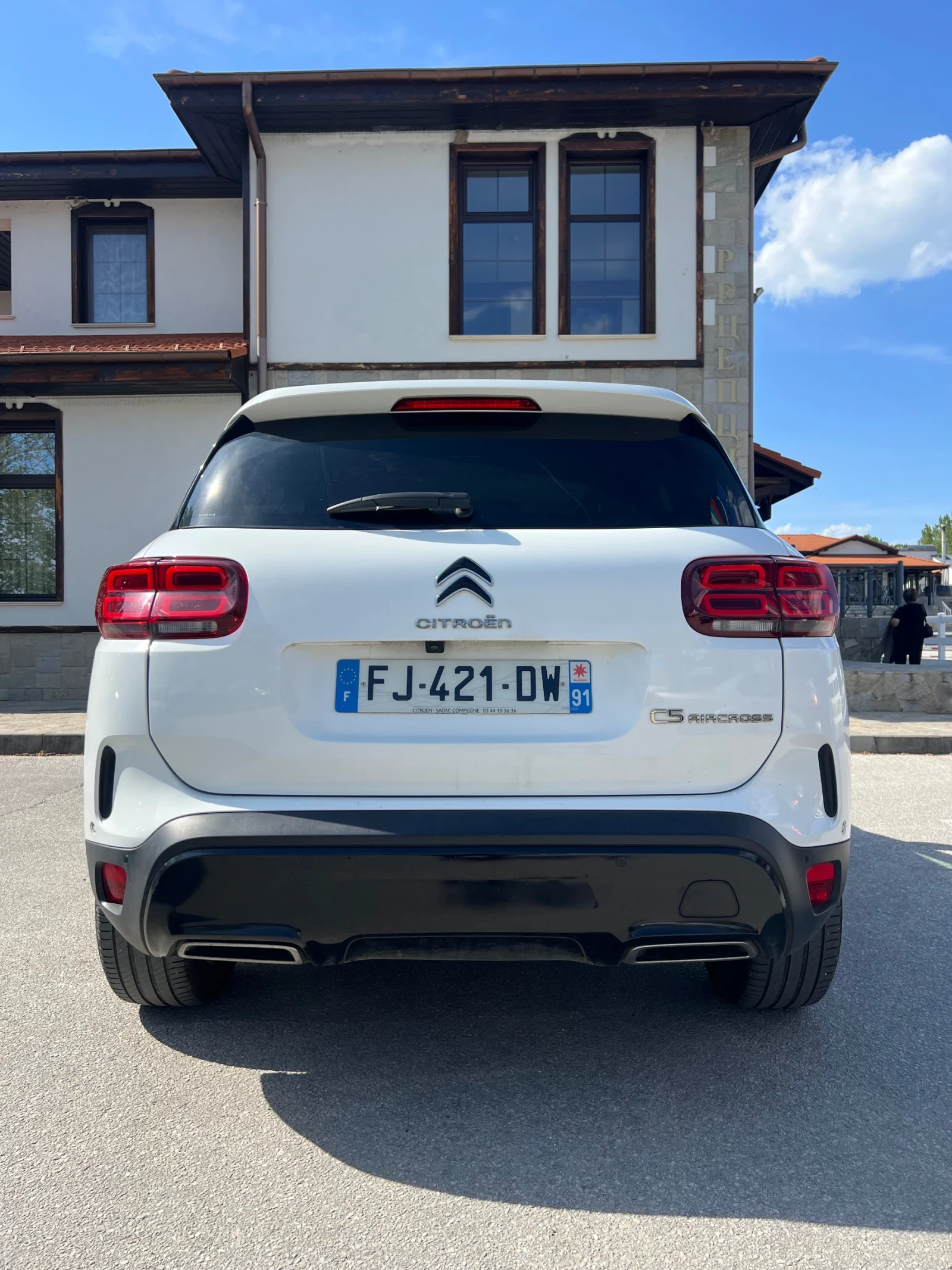 Citroen C5 Aircross ДИСТРОНИК//1.6//КОЖА//КАМЕРИ, снимка 6 - Автомобили и джипове - 54345727