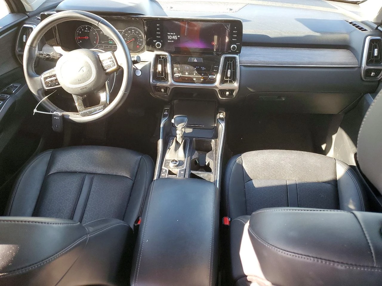 Kia Sorento 2.5l Ex, снимка 8 - Автомобили и джипове - 54461374