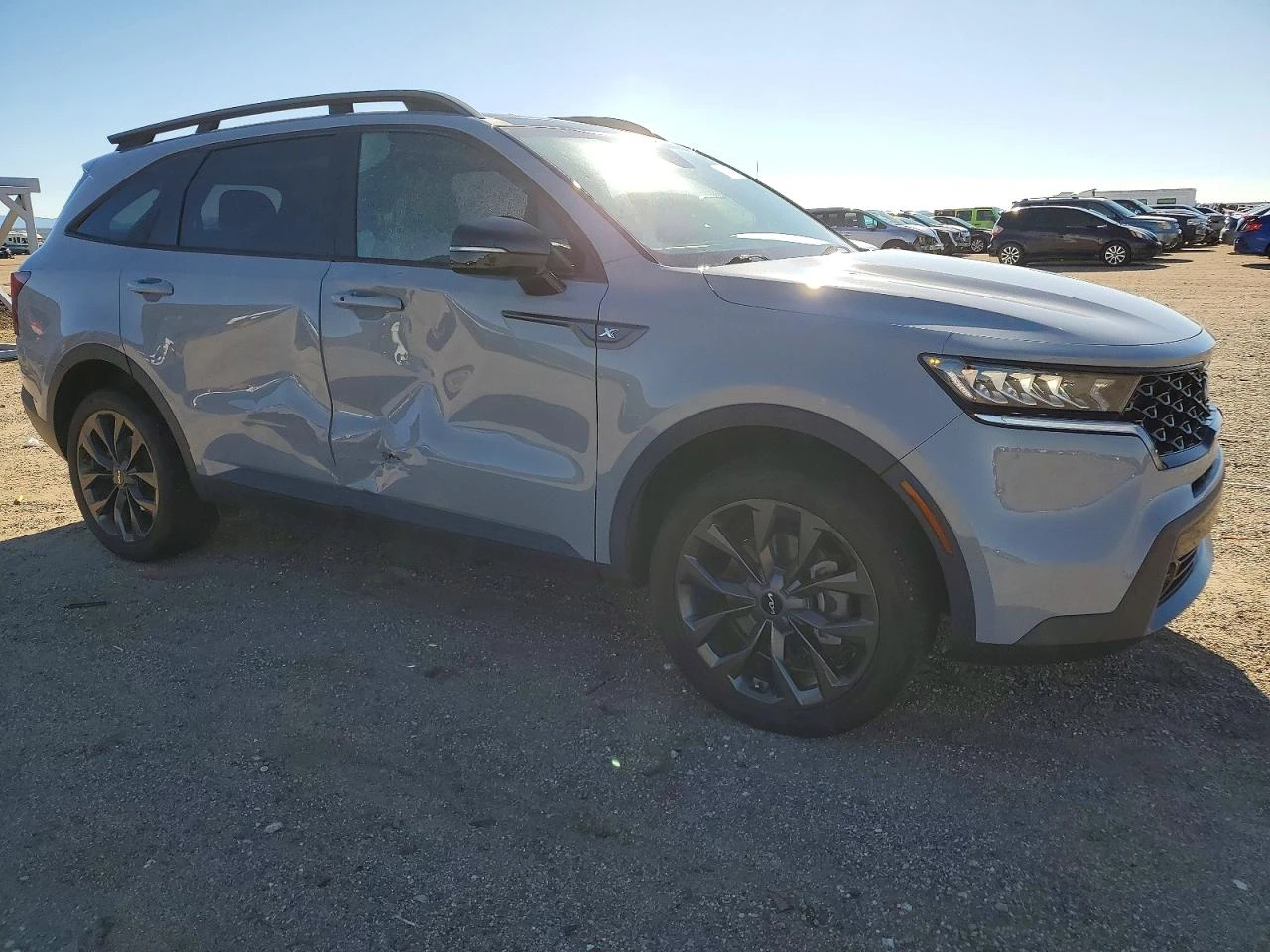 Kia Sorento 2.5l Ex, снимка 4 - Автомобили и джипове - 54461374