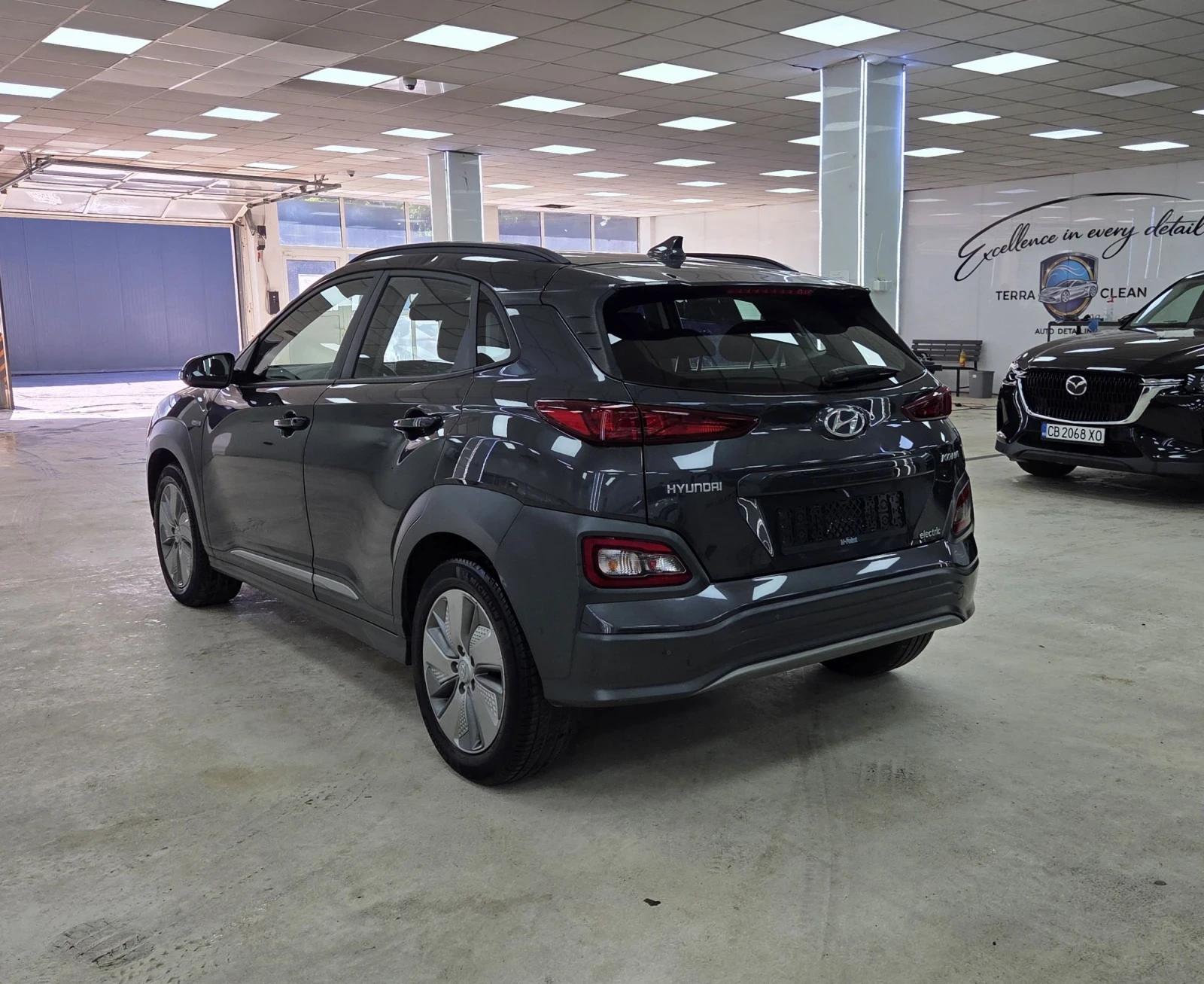 Hyundai Kona 64KWh/Blue link/SOH100%, снимка 4 - Автомобили и джипове - 54549587