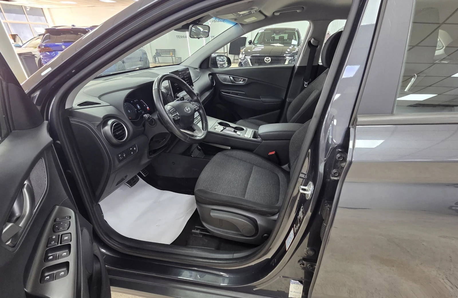 Hyundai Kona 64KWh/Blue link/SOH100%, снимка 7 - Автомобили и джипове - 54549587