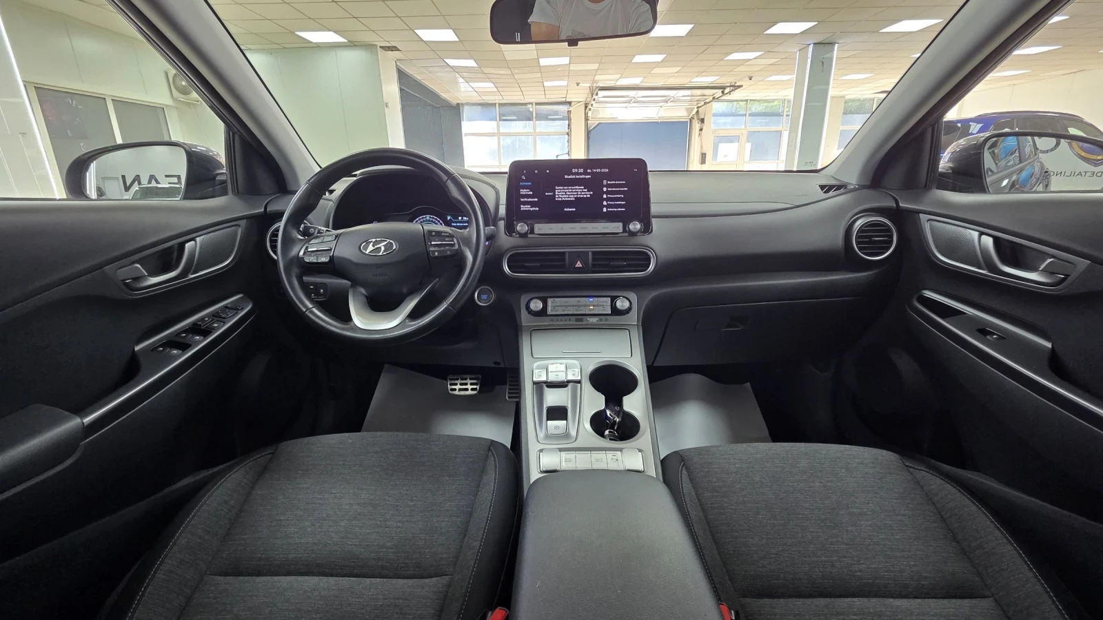 Hyundai Kona 64KWh/Blue link/SOH100%, снимка 10 - Автомобили и джипове - 54549587