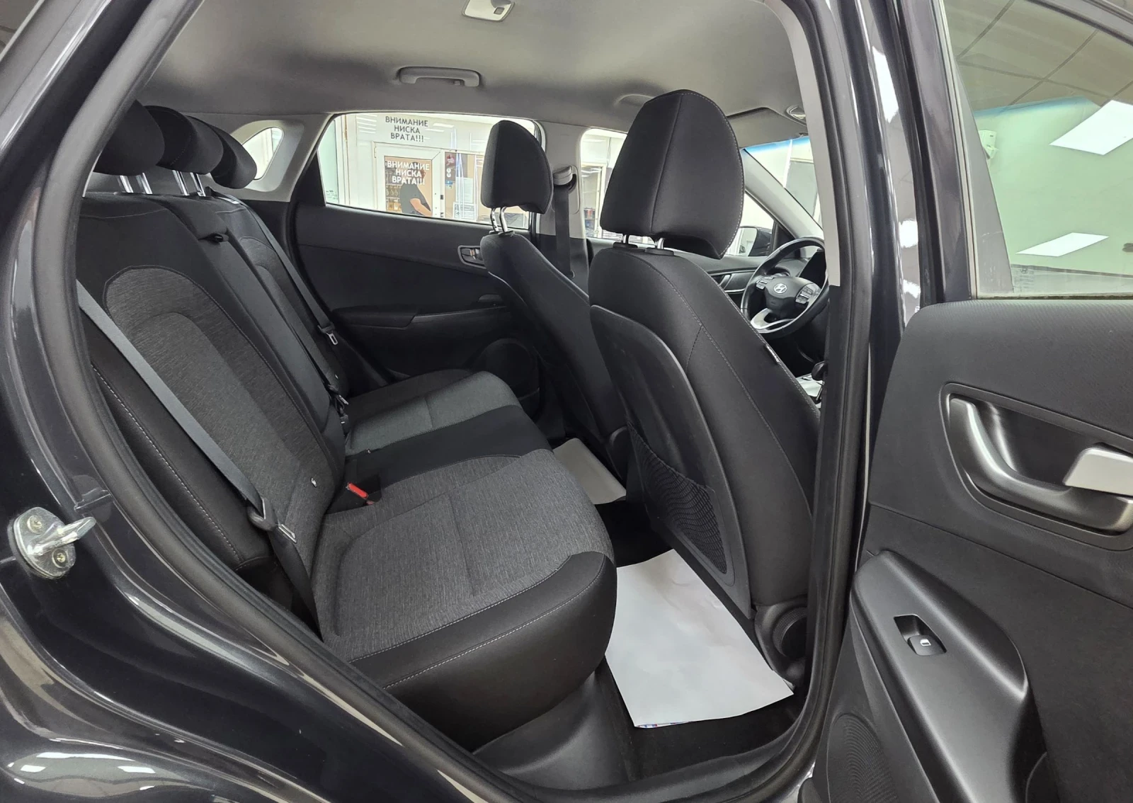 Hyundai Kona 64KWh/Blue link/SOH100%, снимка 8 - Автомобили и джипове - 54549587