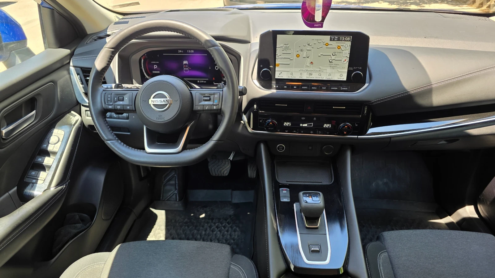 Nissan Qashqai 1.3 DDT 7 CVT 156hp 4x2  65000 км, снимка 13 - Автомобили и джипове - 54981465