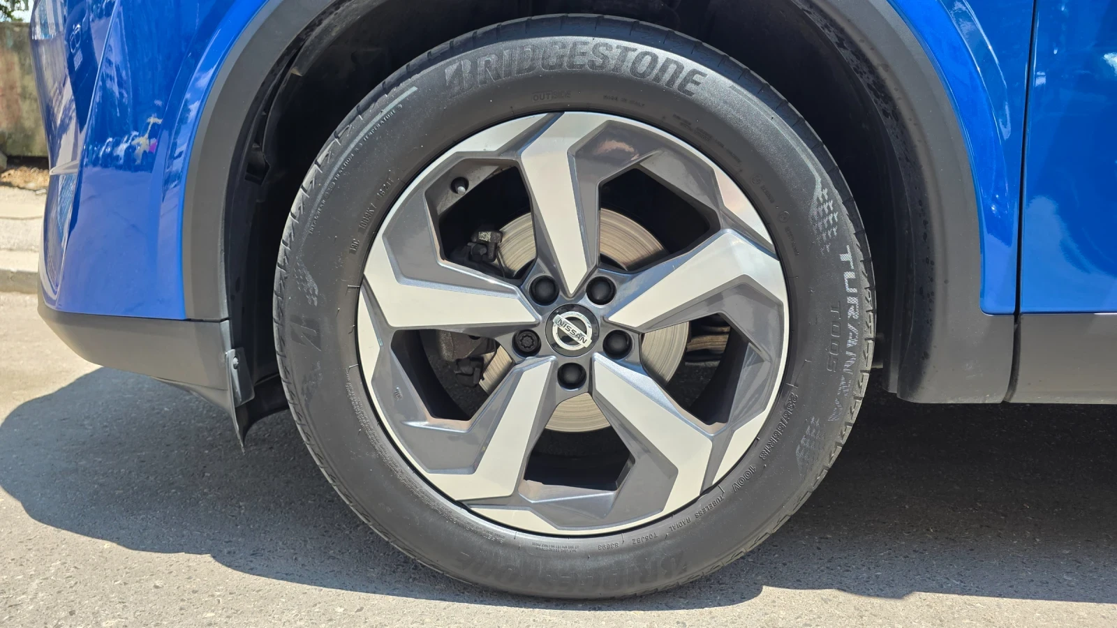 Nissan Qashqai 1.3 DDT 7 CVT 156hp 4x2  65000 км, снимка 9 - Автомобили и джипове - 54981465