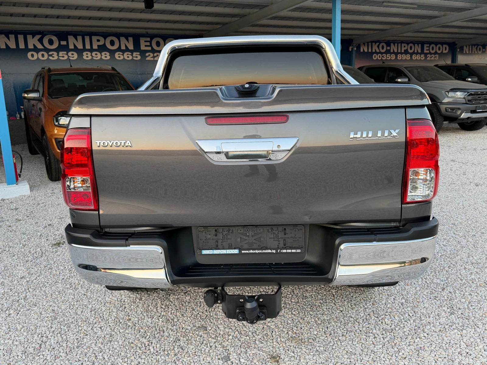 Toyota Hilux 52000km/Гаранция, снимка 10 - Автомобили и джипове - 55247511
