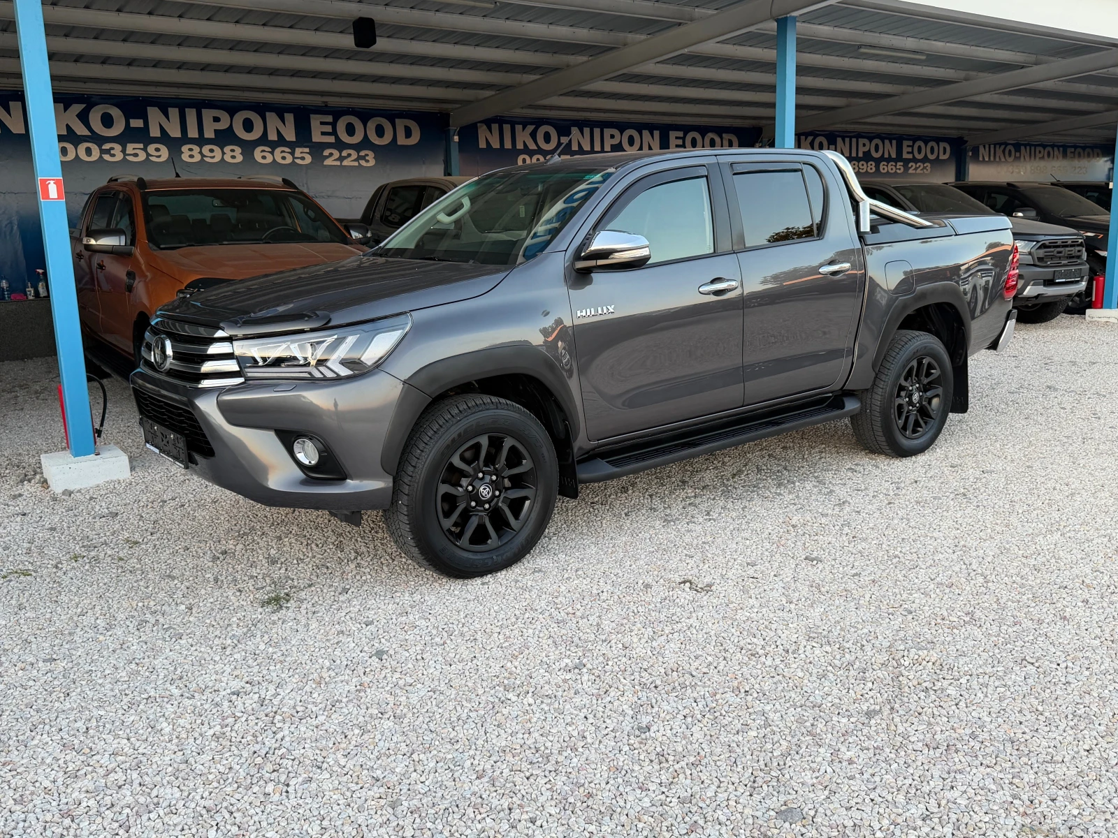 Toyota Hilux 52000km/Гаранция, снимка 3 - Автомобили и джипове - 55247511