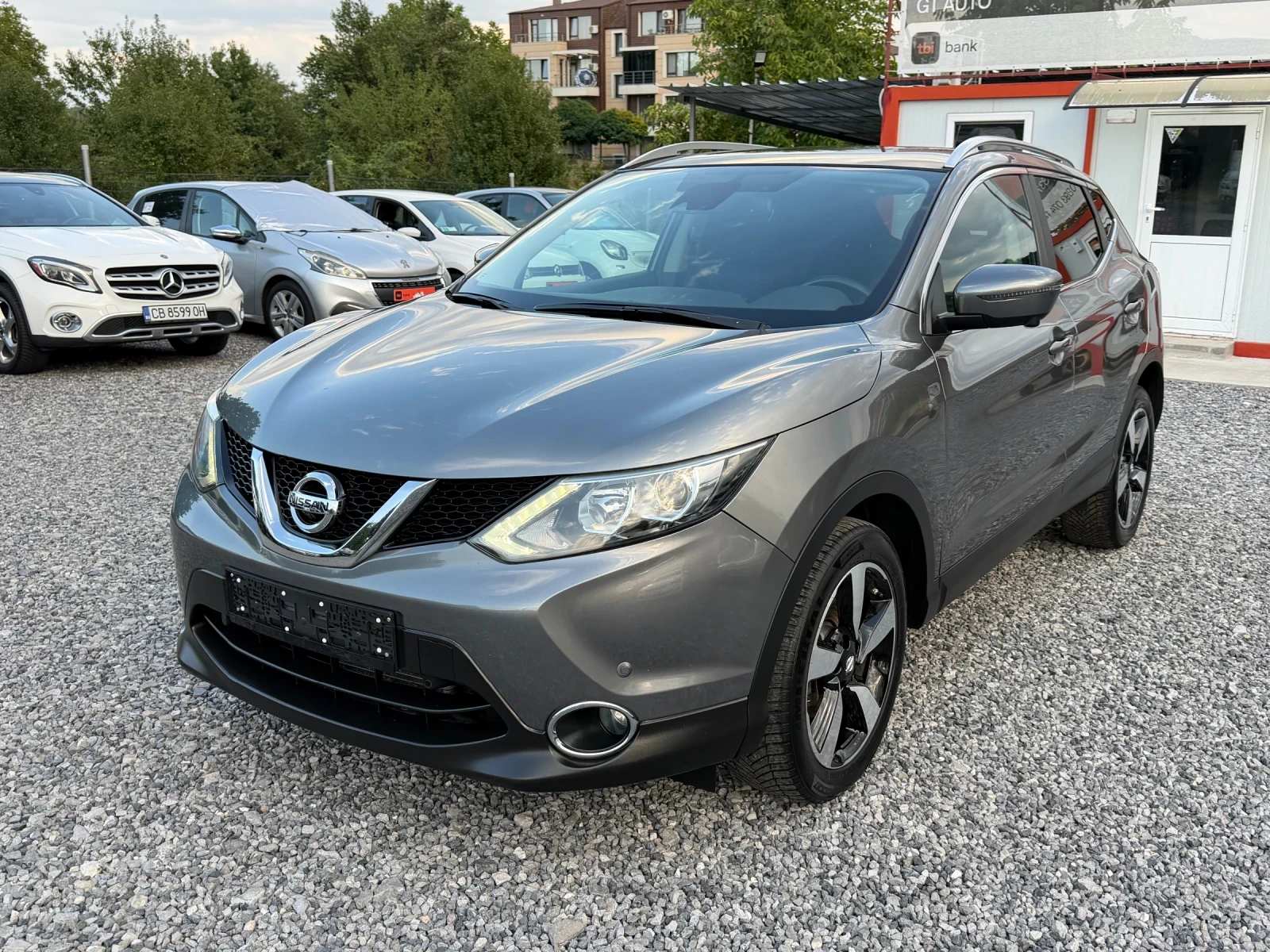 Nissan Qashqai 1.2DIG-T, Автоматик, N-Connecta, 156000km Серв.Ист