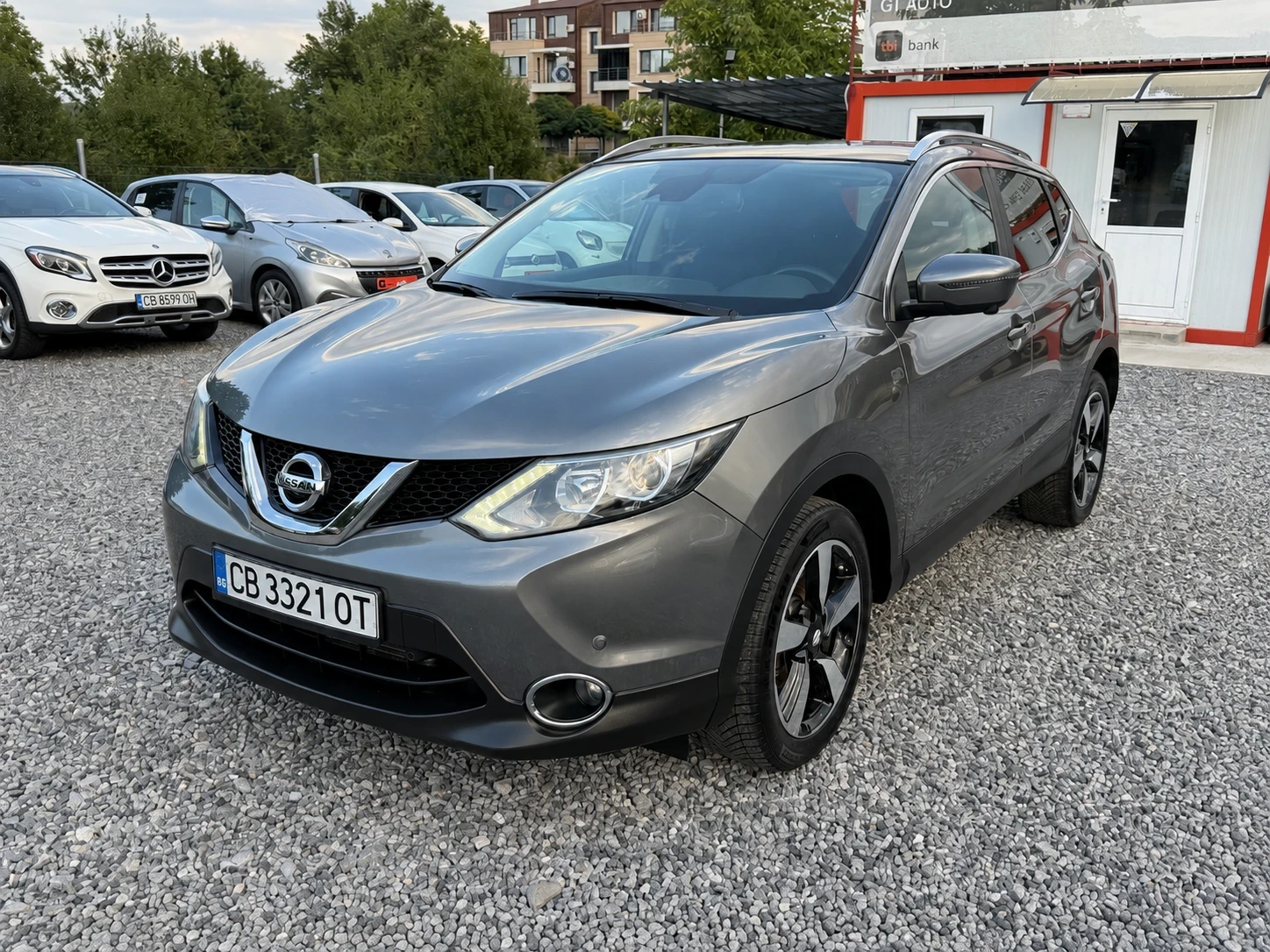 Nissan Qashqai 1.2DIG-T, Автоматик, N-Connecta, 156000km Серв.Ист