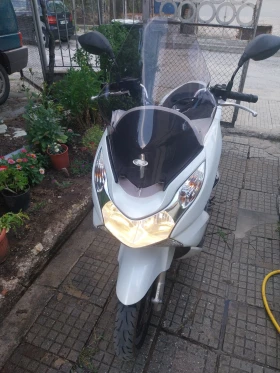 Обява за продажба на Honda Pcx ~2 600 лв. - изображение 1