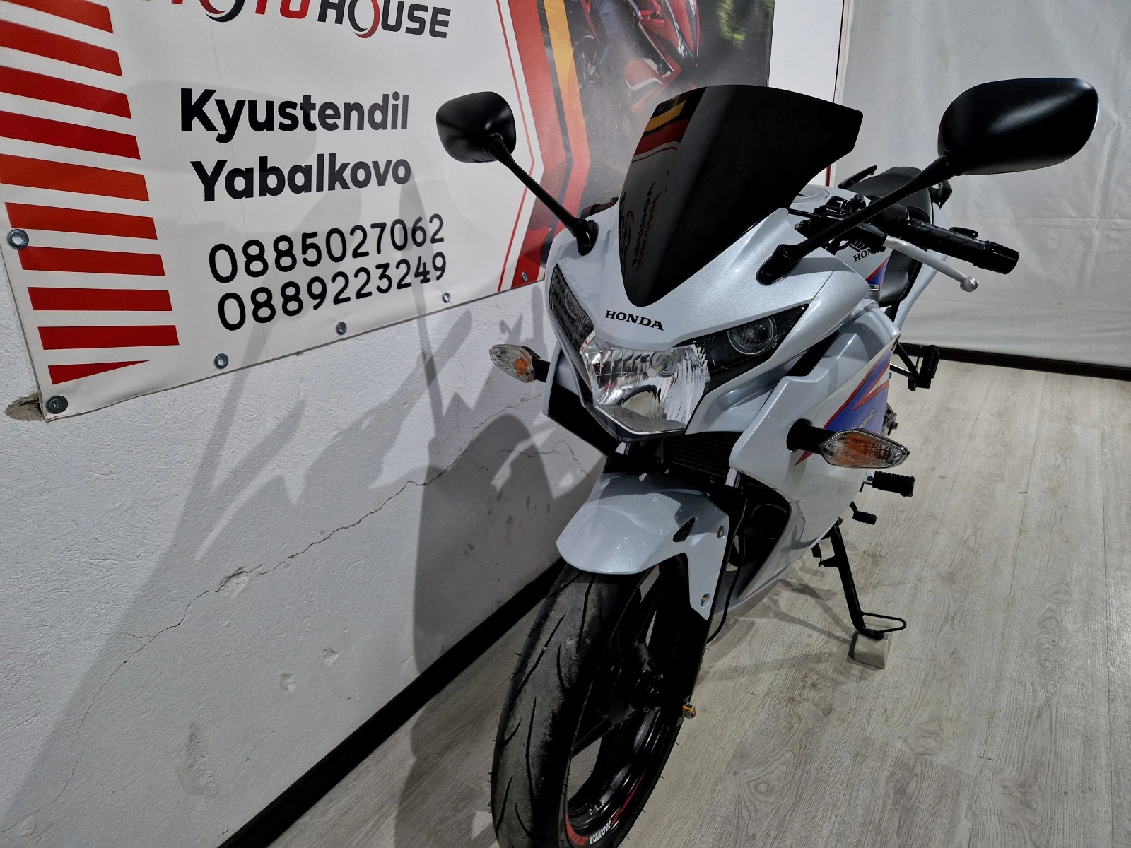 Honda Cbr 125Ri 2014г !9607км!, снимка 7 - Мотоциклети и мототехника - 55599518
